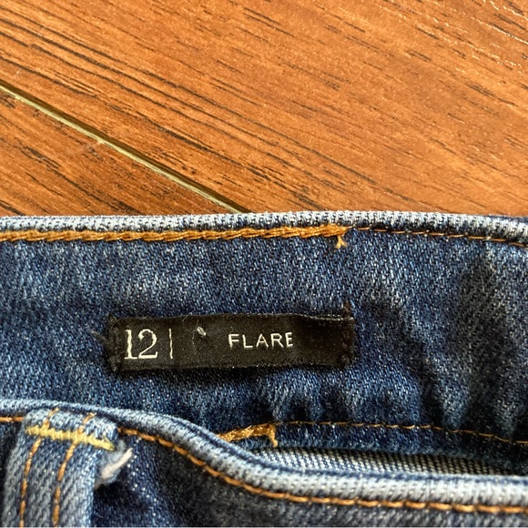 Talbots Flare Jeans Denim Wide Leg Pants Size 12 - Picture 3 of 8